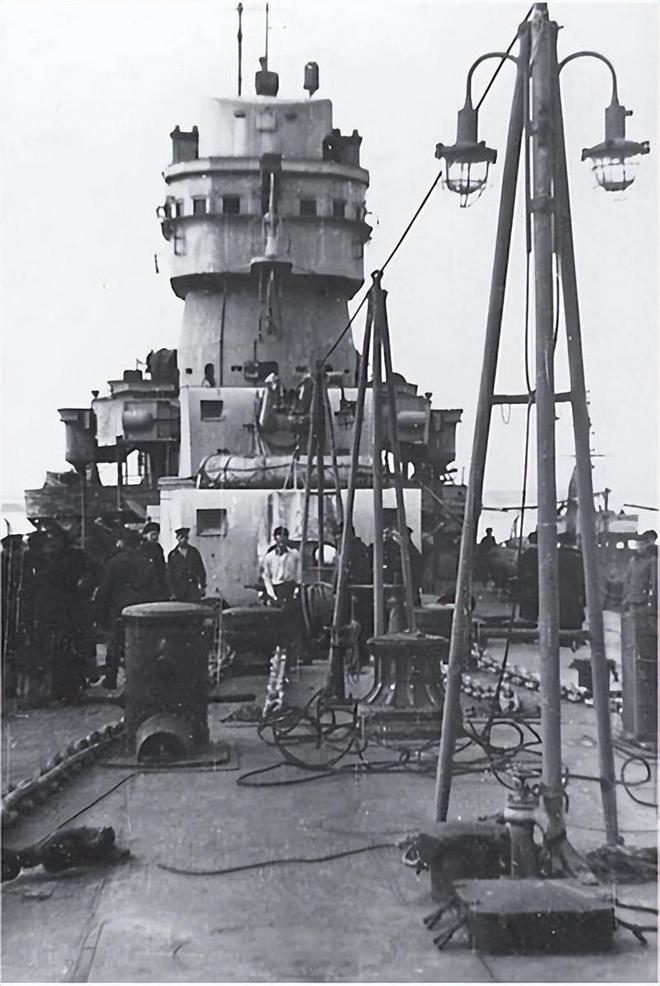 之舰”——“刻赤”号轻巡洋舰AG真人苏维埃国家的“幸运